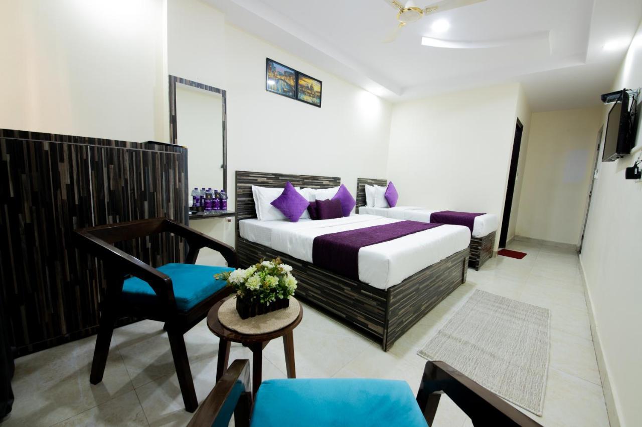 Umra Grace - Hotel In Haridwar By Perfect Stayz エクステリア 写真